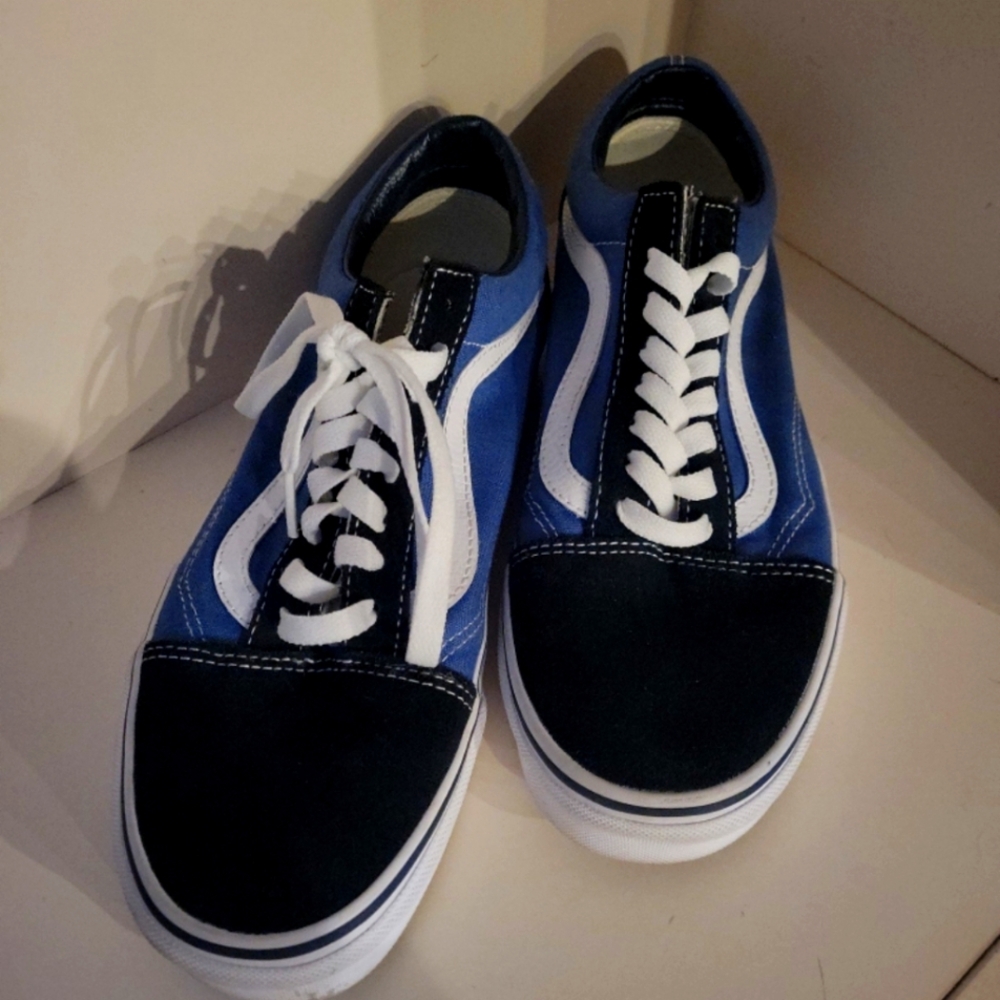 NWOB VANS mens SZ 7.5 - Picture 1 of 6